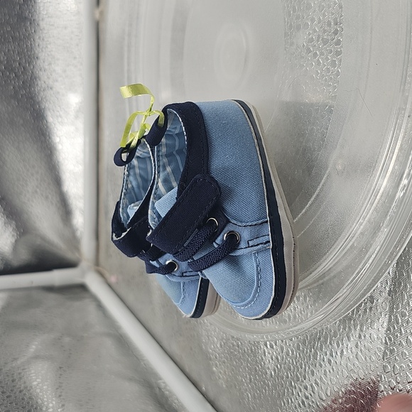 Blue Shoes Size 3.5 Toddler Shoe - Picture 2 of 4